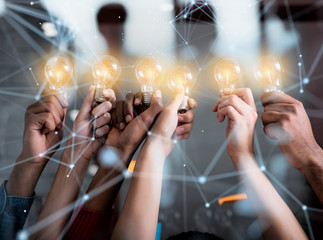 小学六年级英语翻译。加50分~~