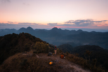 幼儿园大班语言教案-《春天来了》